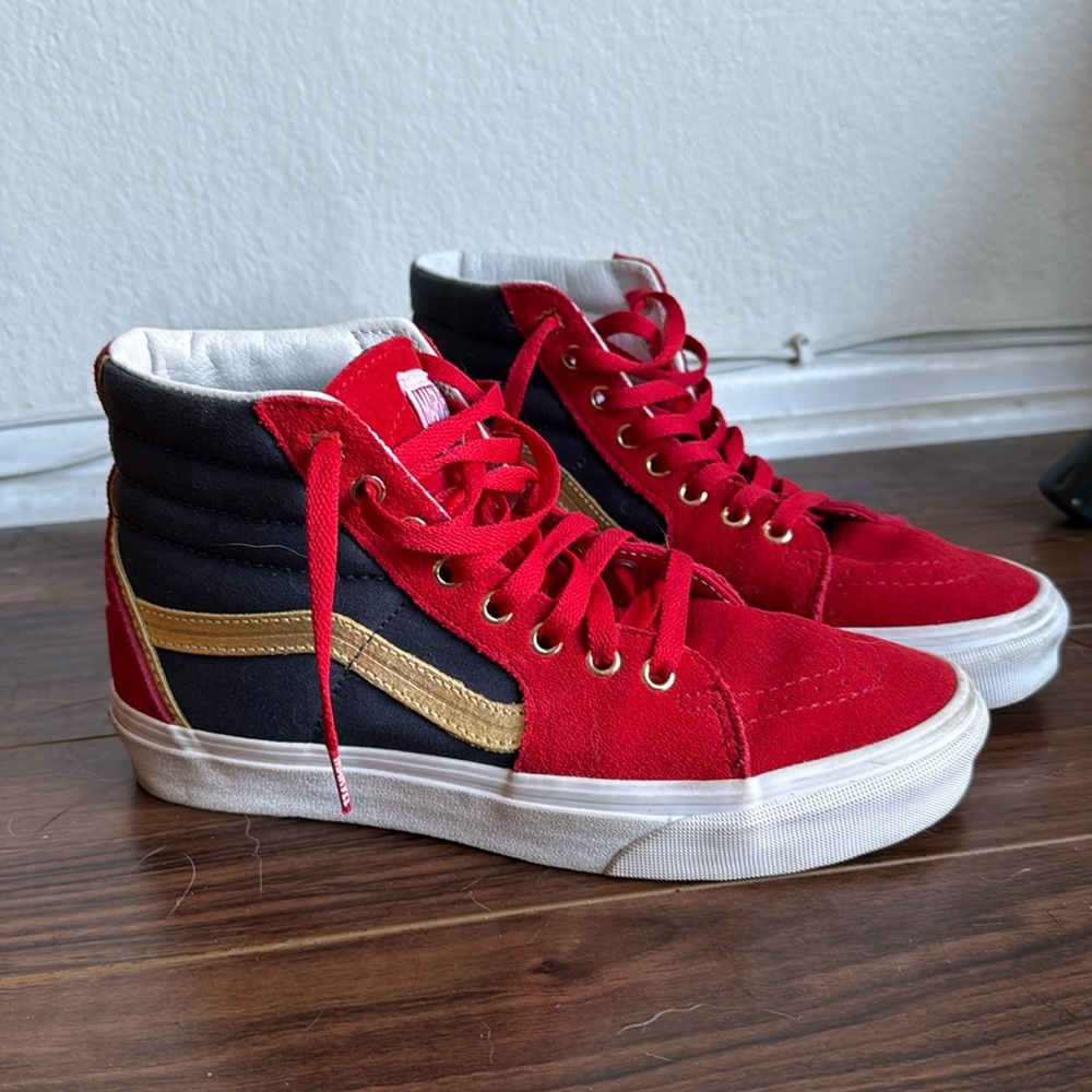 VANS x Marvel Captain‎ Marvel Limited Edition SK8-Hi  Mens 6.5 Womens 8